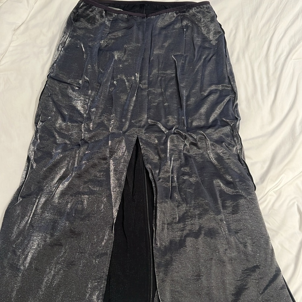 Zara women’s shimmery silver maxi skirt size XL brand new with tags - Picture 3 of 3